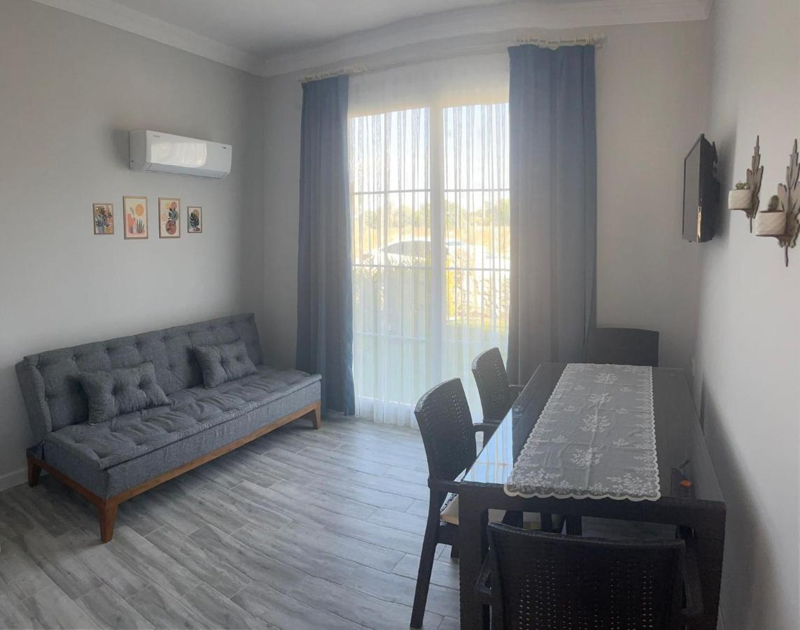 Merlin Apart Otel Karaburun  Exterior photo